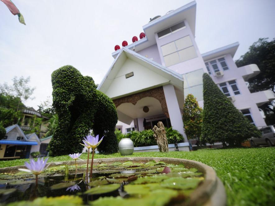 Cinderella Hotel Mawlamyine Εξωτερικό φωτογραφία