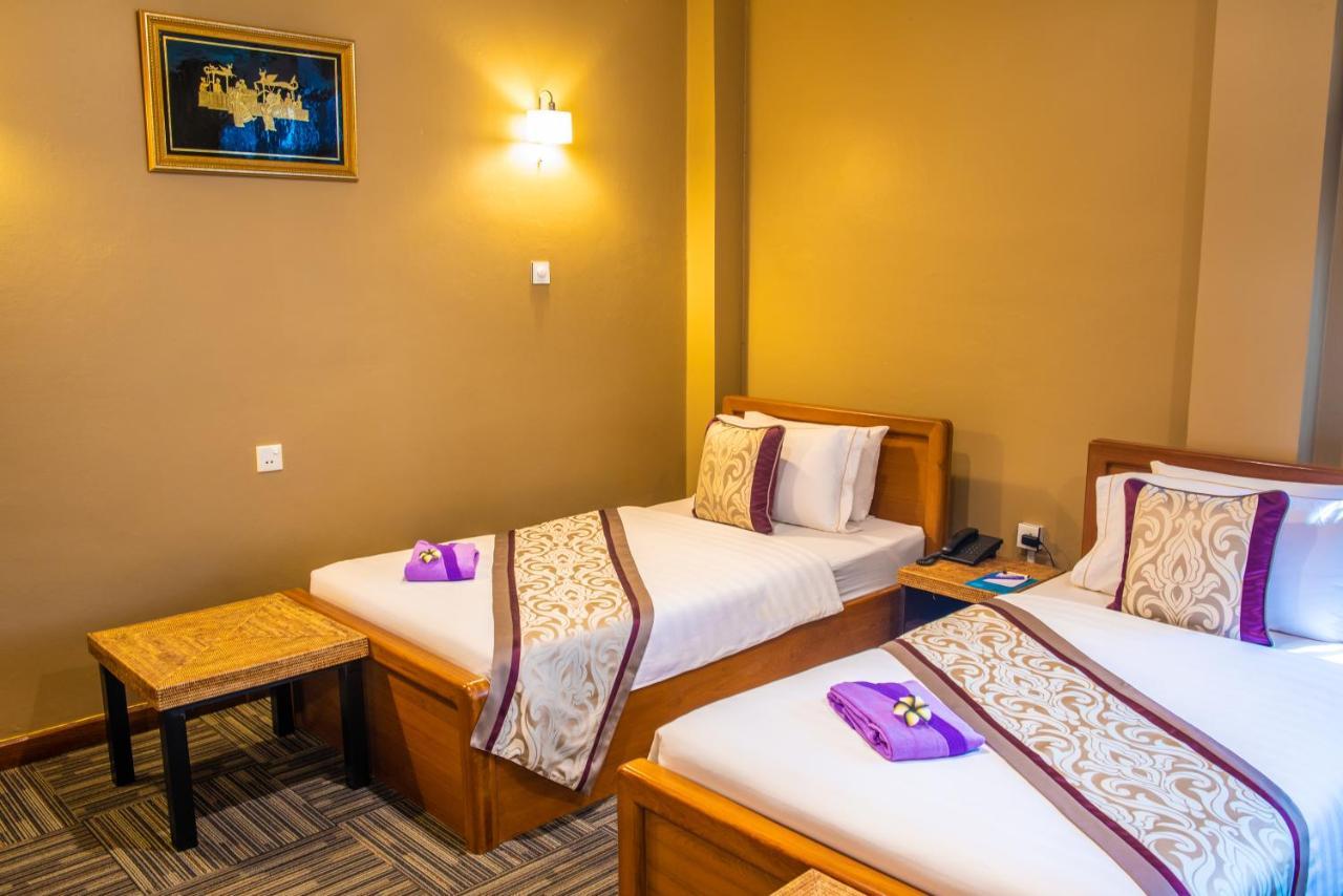 Cinderella Hotel Mawlamyine Εξωτερικό φωτογραφία