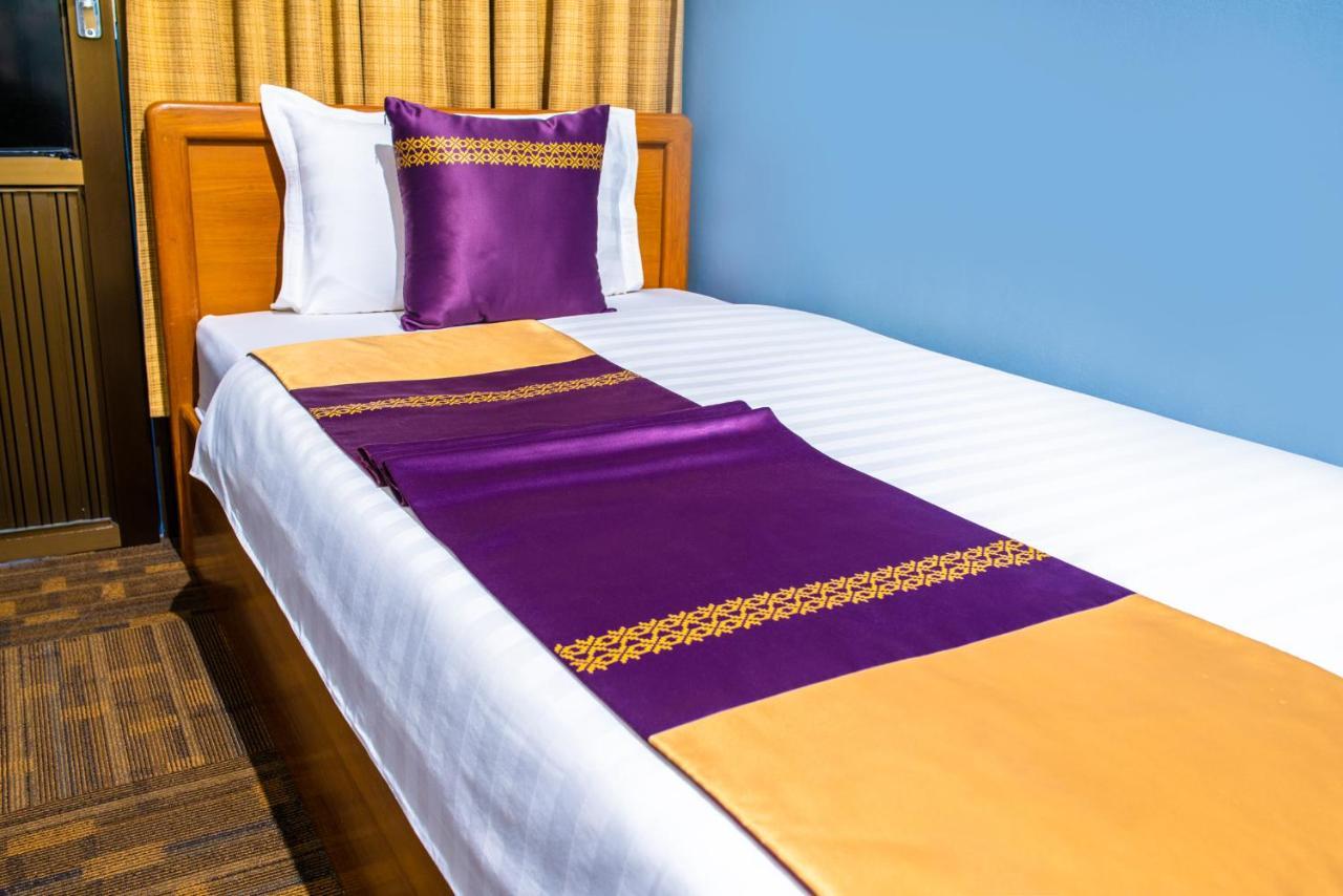 Cinderella Hotel Mawlamyine Εξωτερικό φωτογραφία